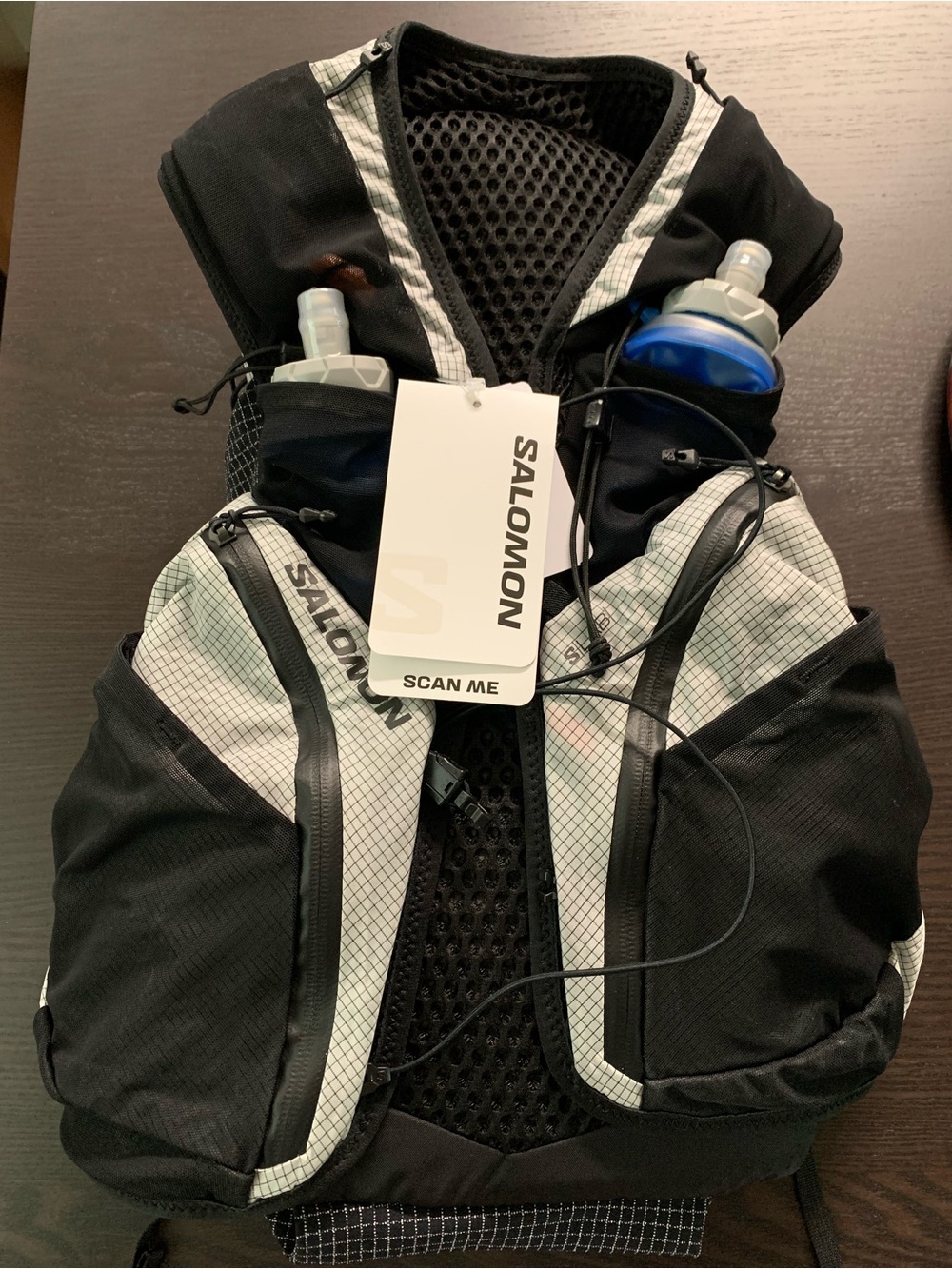 Salomon Black and Gray S-Lab Running Hydration Vest - Picture 9 of 10
